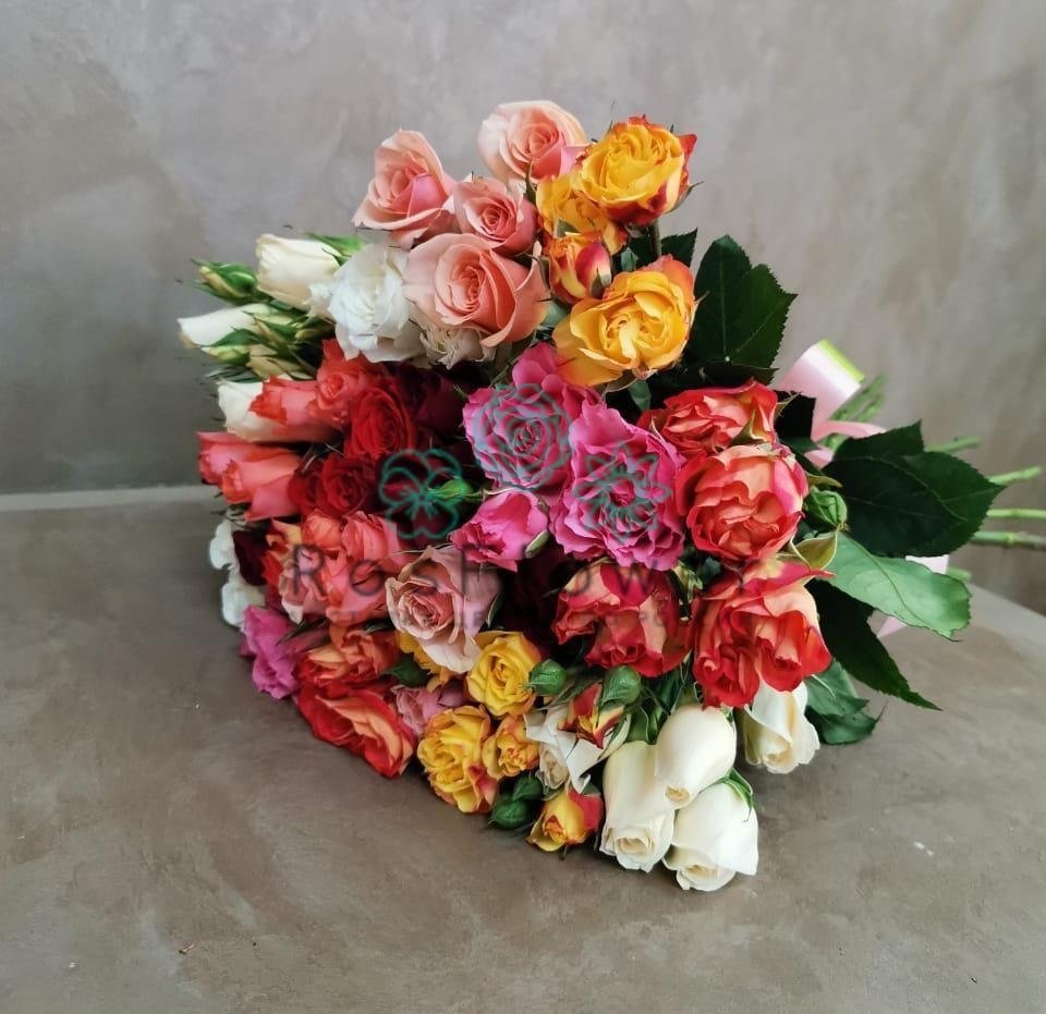 Букет цветов из: Розы в Гизель