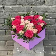 Цветочная композиция из Розы в коробке в Гизель