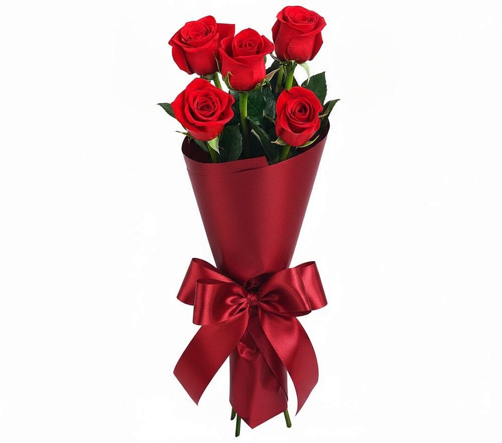 Букет 5 Красных роз Эдлесс Лав в Гизель