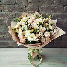 Букет цветов из:  Альстромерии, Розы и Хризантемы в Гизель