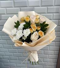 Букет цветов из:  Розы и Хризантемы в Гизель