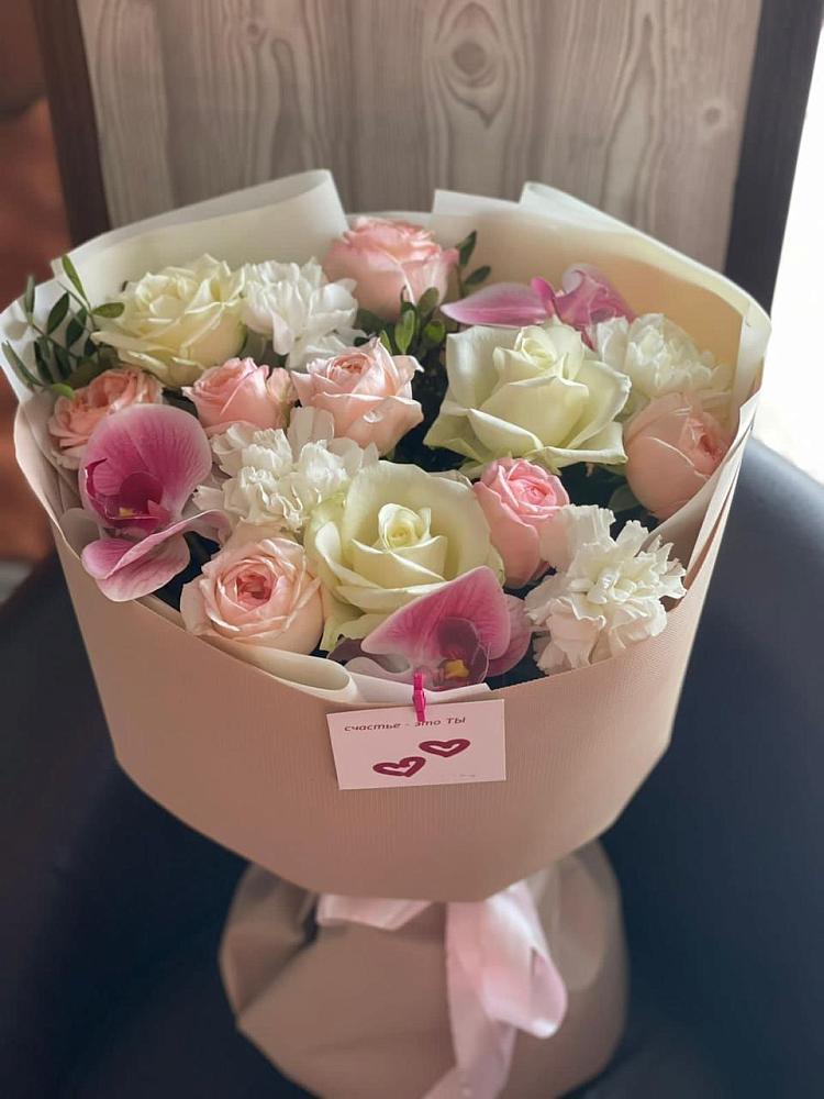 Букет цветов из: Орхидеи, Розы и Гвоздики в Гизель