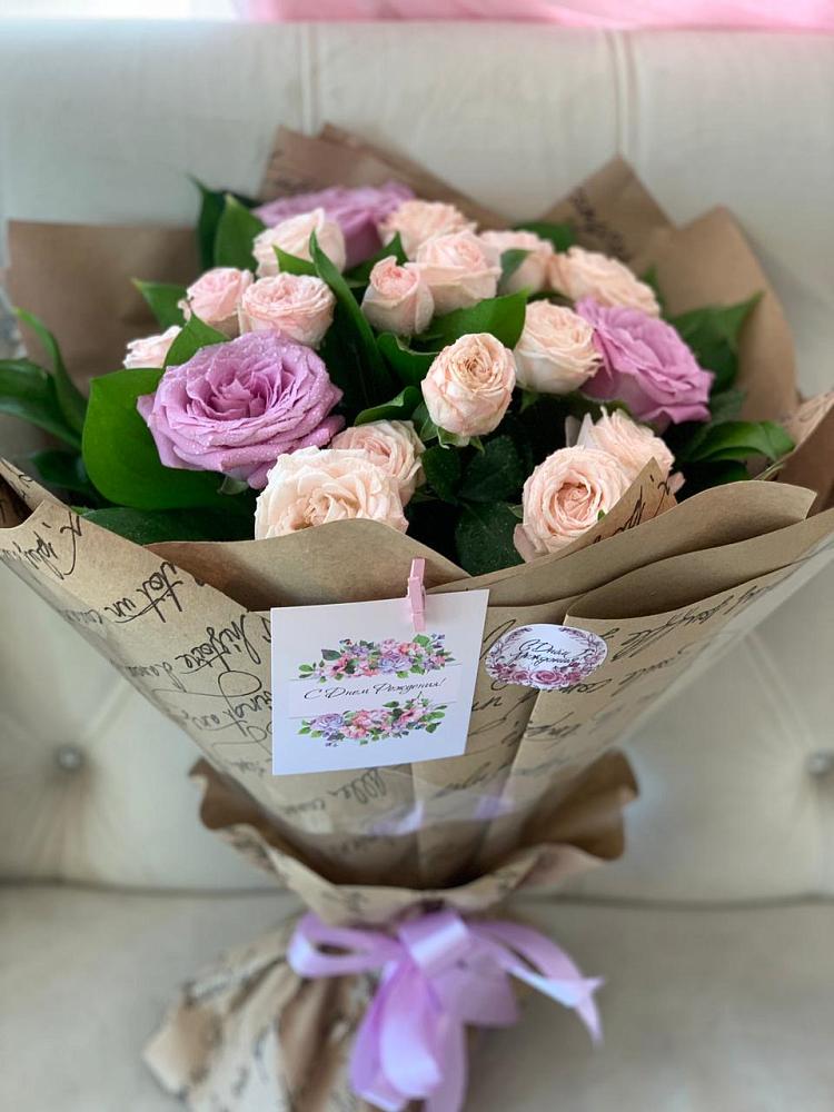 Букет цветов из: Розы в Гизель