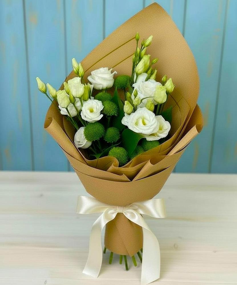 Букет цветов из: Хризантемы и Лизиантусы в Гизель