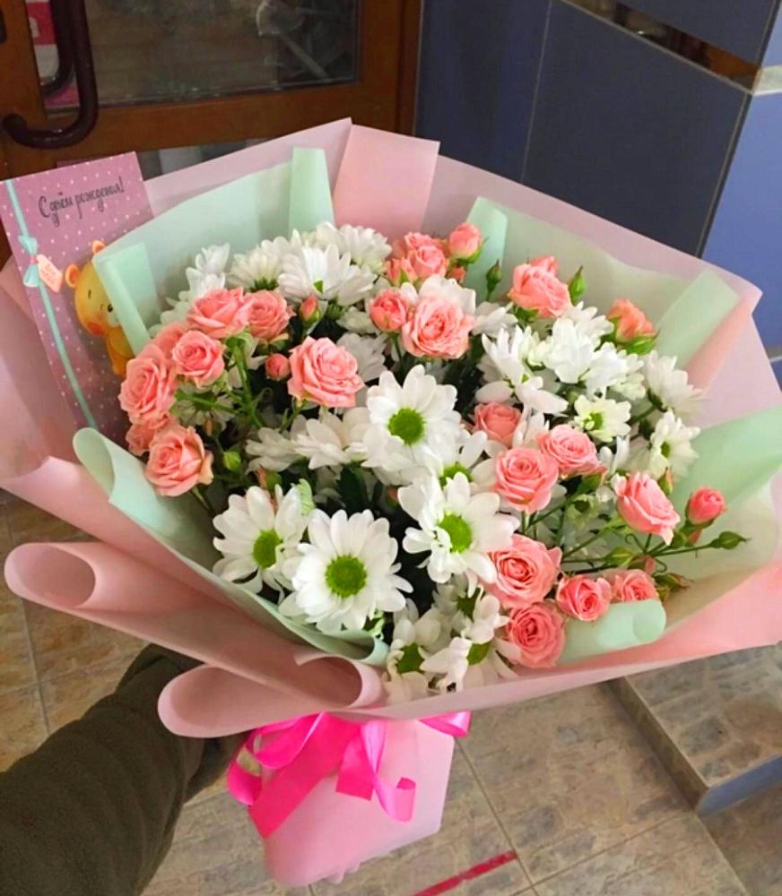 Букет цветов из: Розы и Хризантемы в Гизель