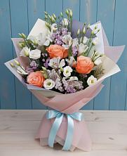 Букет цветов из:  Лизиантусы, Розы, Альстромерии и Гипсофила в Гизель