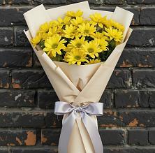 Букет цветов из:  Хризантемы в Гизель