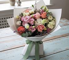 Букет цветов из:  Розы, Лизиантусы и Гвоздики в Гизель