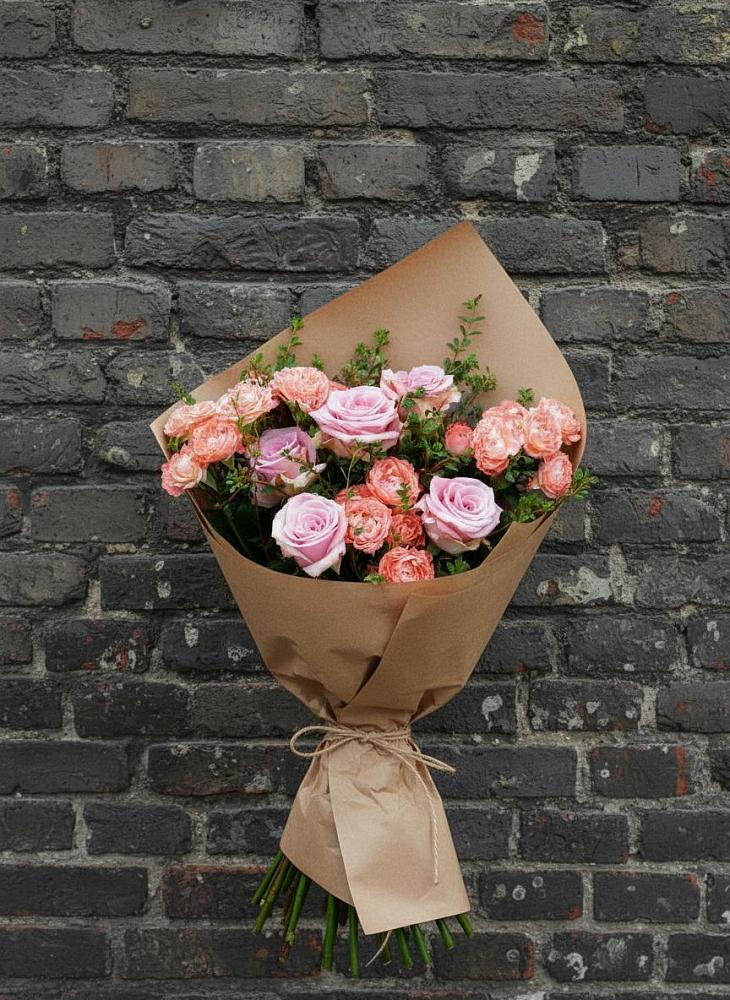 Букет цветов из: Розы в Гизель