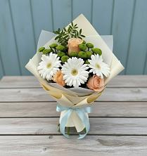 Букет цветов из:  Герберы, Розы и Хризантемы в Гизель