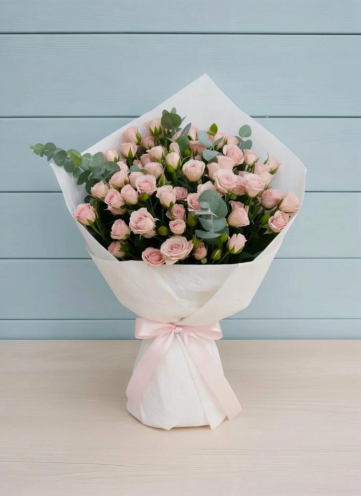 Букет цветов из: Розы в Гизель