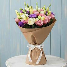 Букет цветов из:  Лизиантусы в Гизель